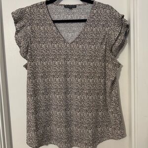 Adrianna Papell ruffle sleeve top size XL